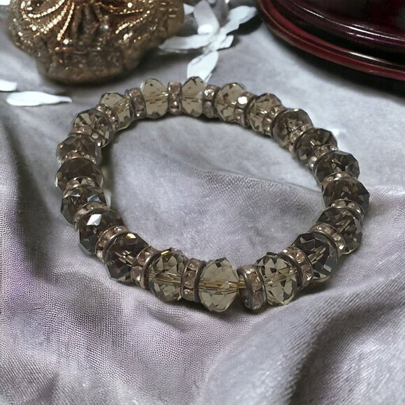 Women Bracelet 7" Silver Tone Crystal Bead Stretch Costume Fashion Bling - Picture 1 of 5